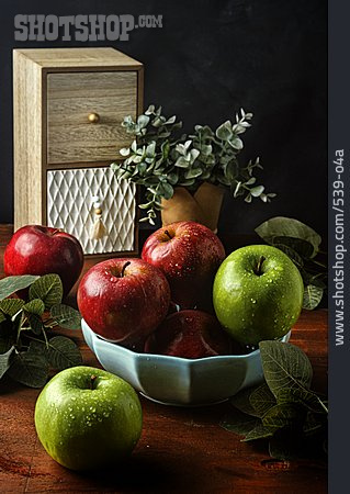 
                Apfel, Stillleben                   