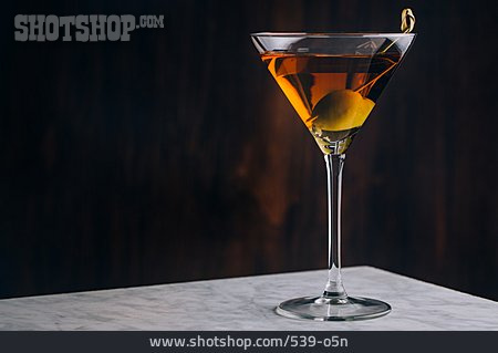 
                Cocktail, Martini, Dirty Martini                   