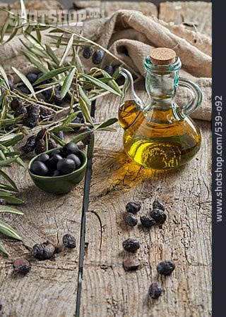 
                Olivenöl, Schwarze Olive                   