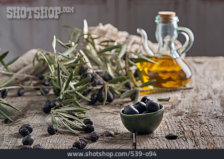 
                Olivenöl, Schwarze Olive                   