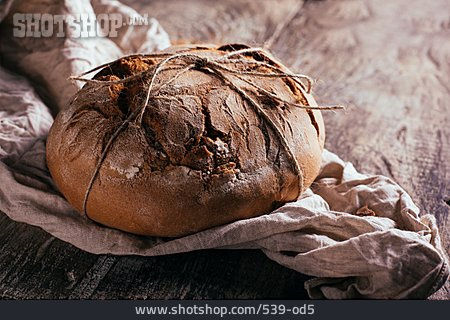 
                Brot, Brotlaib, Geschnürt                   