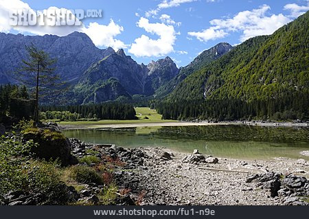 
                Mangart, Oberer See, Fusine In Valromana                   