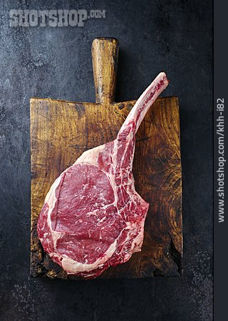 
                Steak, T-bone-steak, Porterhouse-steak                   
