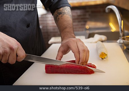 
                Sushi, Schneiden, Sashimi, Japanische Küche                   