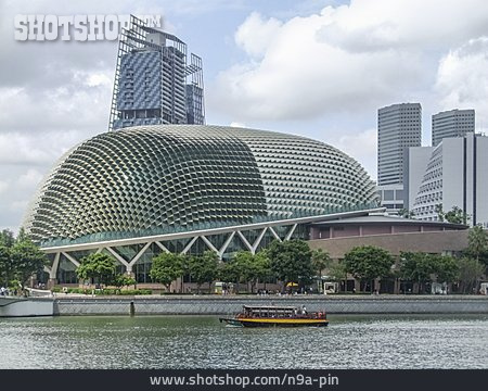 
                Singapur, Esplanade                   