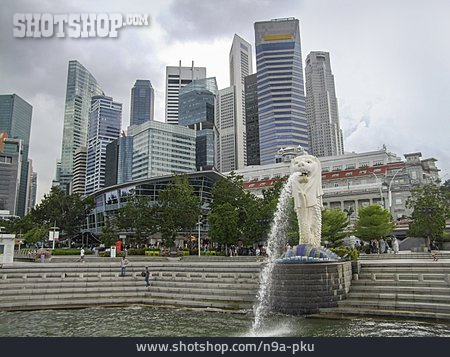 
                Brunnen, Singapur, Bankenviertel                   