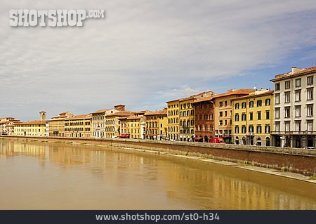 
                Pisa, Arno                   