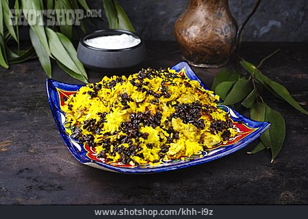 
                Reisgericht, Tahchin, Iranische Küche                   