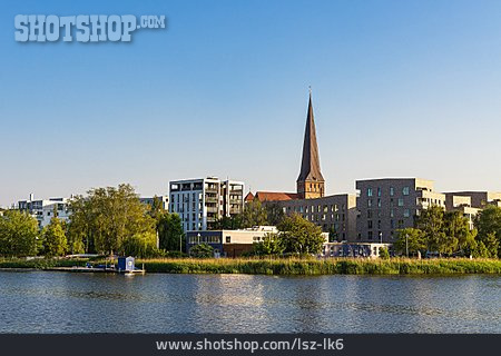 
                Warnow, Rostock, Holzhalbinsel                   