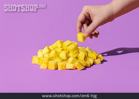 
                Ananas                   