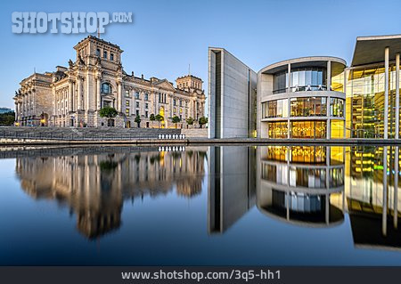 
                Berlin, Regierungsviertel, Paul-löbe-haus, Reichstagsgebäude                   