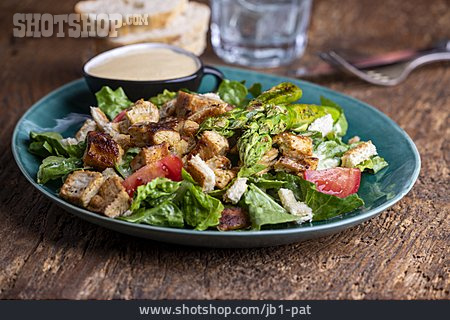 
                Mittagessen, Caesar Salad                   