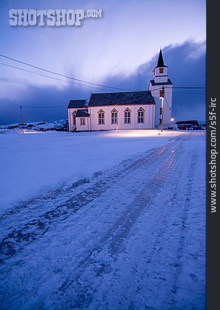 
                Winter, Kirche, Straße, Hillesoy                   
