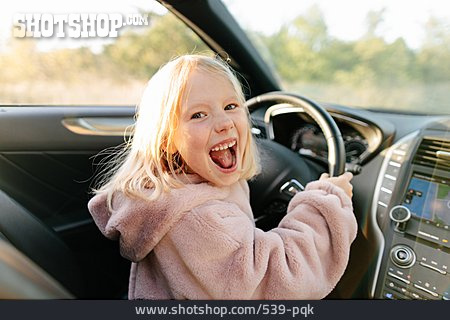
                Mädchen, Lachen, Auto, Spaß, Autofahrerin                   