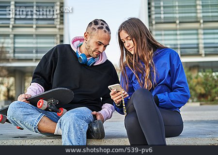 
                Teenager, Mode, Urban, Style, Freunde, Skateboard                   