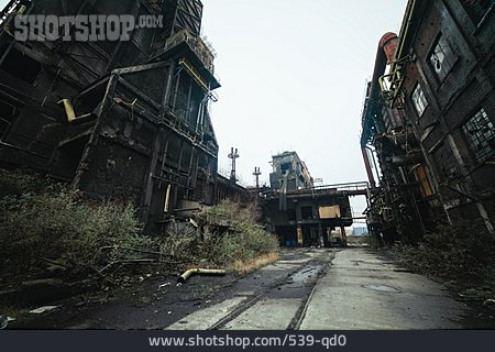 
                Industriegebäude, Fabrik, Lost Place                   