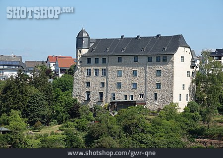 
                Burg Schadeck                   