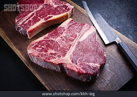 
                Rindersteak, Porterhouse-steak, T-bone Steak                   