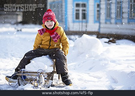 
                Junge, Winter, Schnee, Schlitten                   