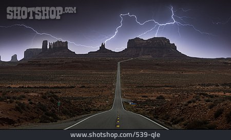 
                Gewitter, Monument Valley, Route 66, Navajo Tribal Park                   