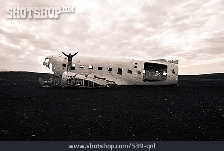 
                Island, Flugzeugwrack                   