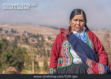 
                Kleidung, Südamerika, Traditionell, Bäuerin, Indigen                   