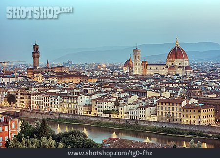 
                Altstadt, Florenz                   