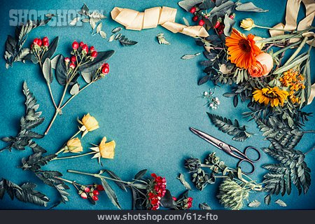 
                Basteln, Blumenstrauß, Binden                   