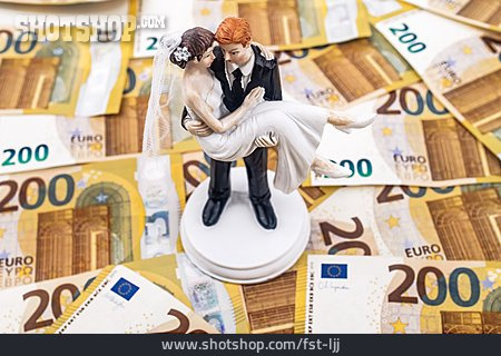 
                Heirat, Hochzeitspaar, Geldgeschenk                   