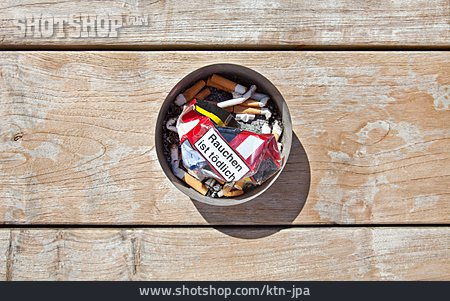 
                Zigarette, Gesundheitsgefährdend, Rauchen Ist Tödlich                   