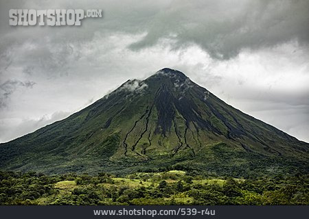 
                Vulkan, Regenwald, Costa Rica                   