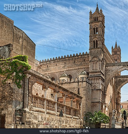 
                Kathedrale Von Palermo                   