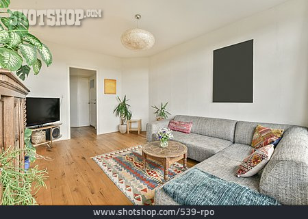 
                Sofa, Holzboden, Wohnzimmer                   