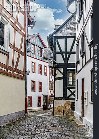 
                Altstadt, Gasse, Fachwerkhaus                   
