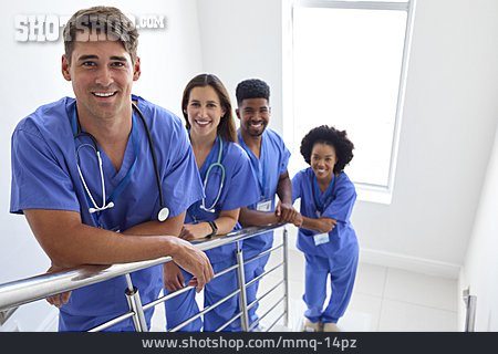 
                Team, Krankenhaus, Krankenschwester, Krankenpfleger                   