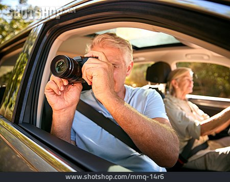 
                Autofahren, Fotografieren, Autoreise                   