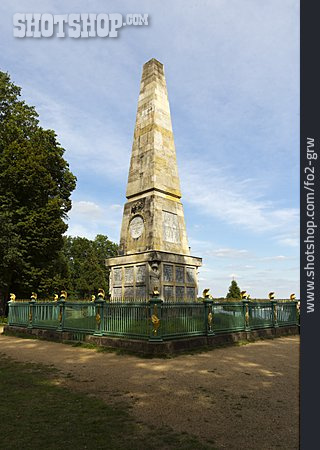 
                Rheinsberger Obelisk                   