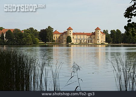 
                Grienericksee, Schloss Rheinsberg                   