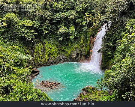 
                Wasserfall, Nationalpark Vulkan Tenorio                   