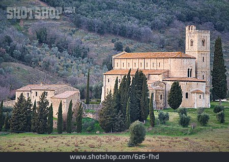 
                Toskana, Abtei Sant’antimo                   