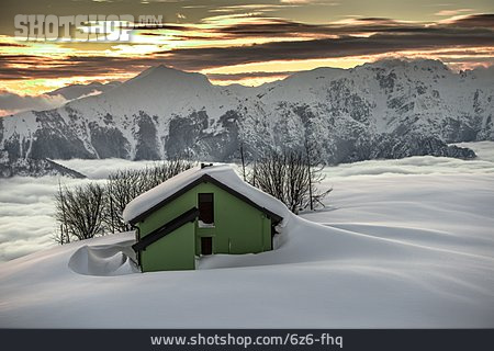
                Winterlandschaft, Verschneit, Alpen                   