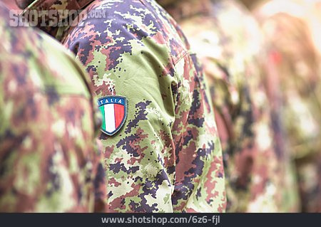 
                Militär, Italien                   