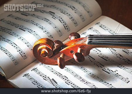 
                Violine, Notenblatt, Musikstück                   