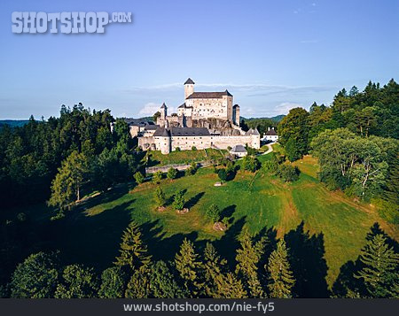 
                Burg Rappottenstein                   