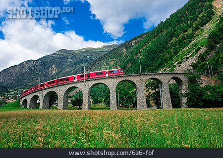 
                Bernina Express, Kreisviadukt Von Brusio                   