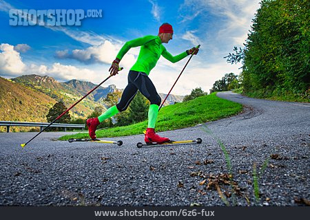 
                Sportler, Skiroller                   