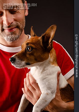 
                Portrait, Mann, Jack Russell Terrier                   