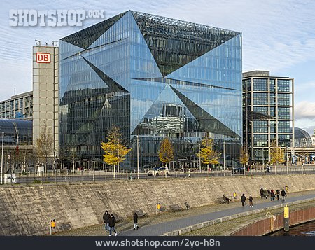 
                Hauptbahnhof, Deutsche Bahn, Cube Berlin                   