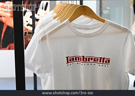 
                T-shirt, Lambretta                   