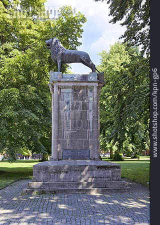 
                Löwendenkmal, Heinrich-der-löwe-denkmal                   